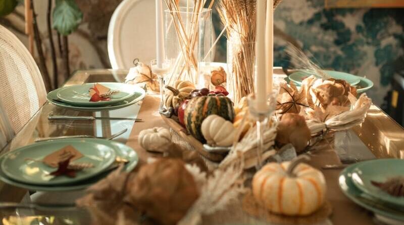 Thanksgiving table decor