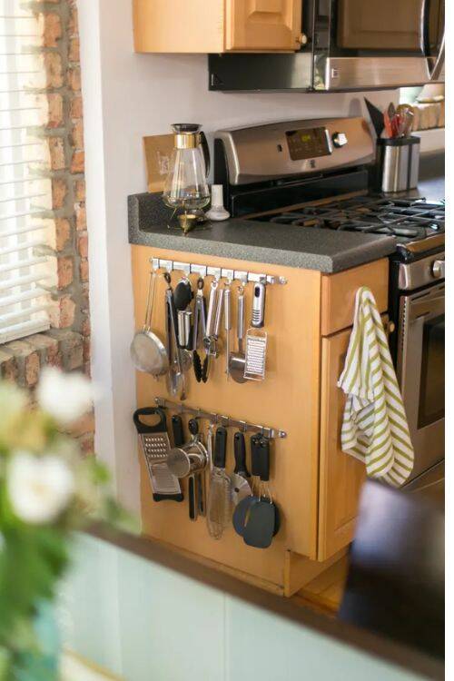 how to organize kitchen cabinets